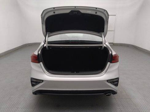 Used 2020 Kia Forte LXS FWD image 29