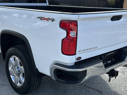 Used 2022 Chevrolet Silverado 3500 LTZ w/ LTZ Premium Package AWD/4WD image 10
