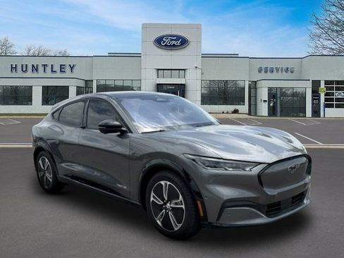 Used 2023 Ford Mustang Mach-E Premium AWD/4WD image 3