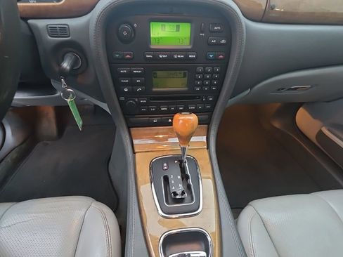 Used 2003 Jaguar S-TYPE 4.2 image 27