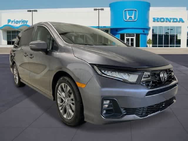 Used 2026 Honda Odyssey Touring image 9