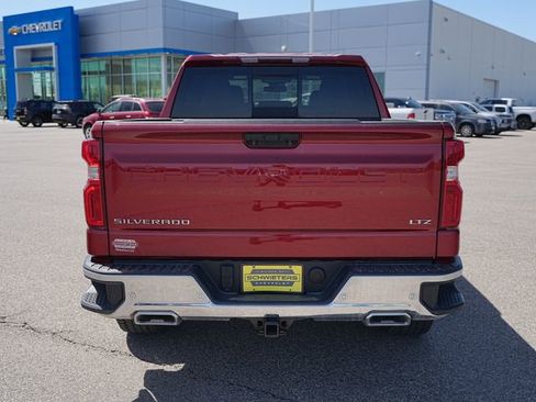 Used 2023 Chevrolet Silverado 1500 LTZ AWD/4WD image 7