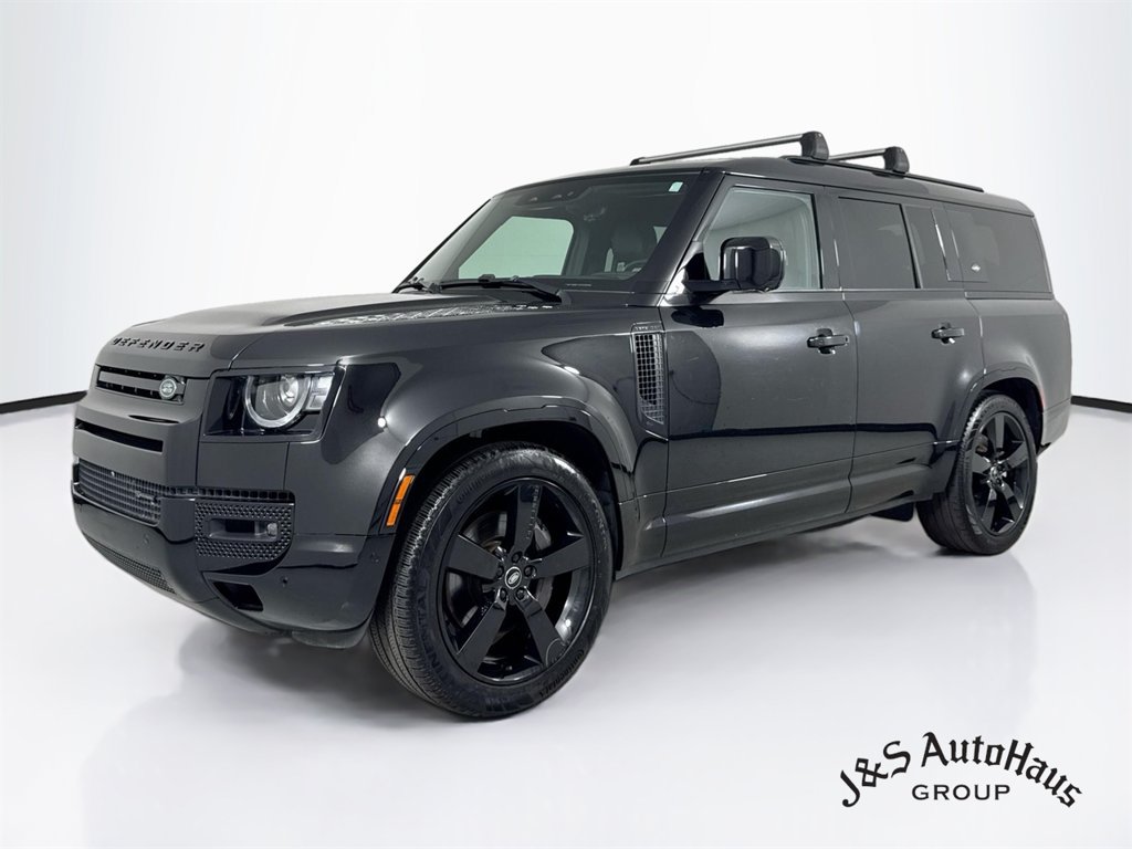 Used 2023 Land Rover Defender 130 X-Dynamic SE AWD/4WD image 3