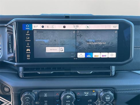 New 2026 Jeep Gladiator Mojave image 18