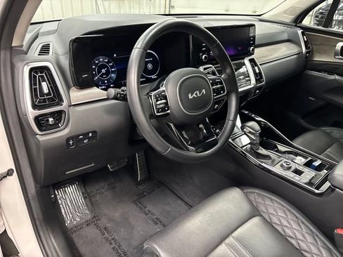 Used 2022 Kia Sorento SX Prestige AWD/4WD image 17