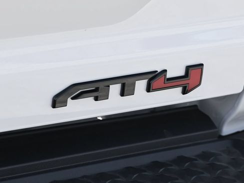 New 2026 GMC Canyon AT4 w/ Nightfall Edition AWD/4WD image 14