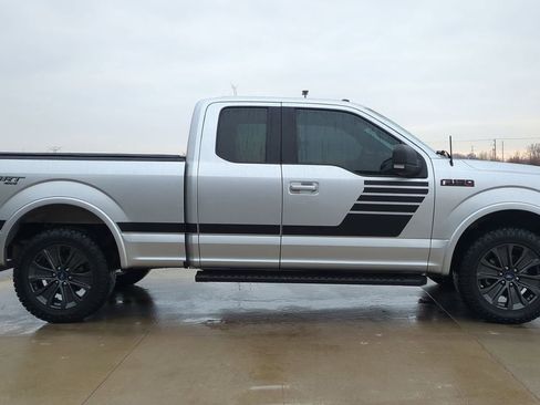 Used 2018 Ford F150 XLT w/ Equipment Group 302A Luxury image 9