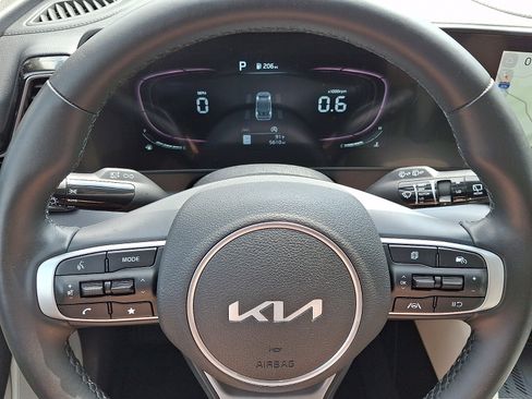 Used 2023 Kia Sportage EX AWD/4WD image 19