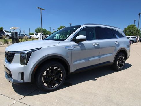 Used 2024 Kia Sorento S w/ Panoramic Sunroof Package AWD/4WD image 19