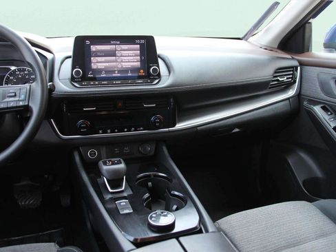 Used 2022 Nissan Rogue SV AWD/4WD image 14