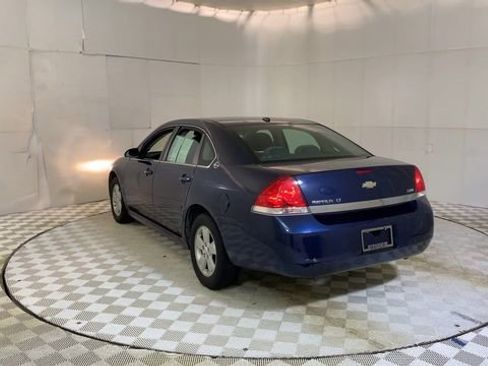 Used 2009 Chevrolet Impala LT FWD image 9