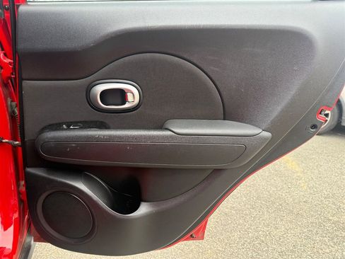 Used 2018 Kia Soul image 26