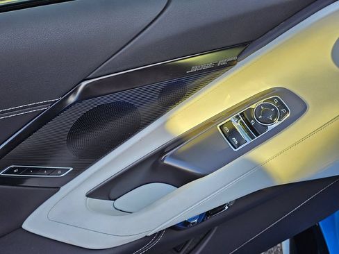 Used 2025 Chevrolet Corvette Z06 w/ Stealth Interior Trim Package RWD image 22