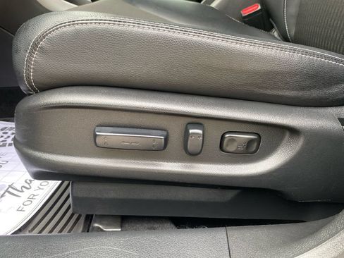 Used 2017 Honda Accord Sport image 19