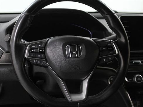 Used 2020 Honda Accord Sport image 7