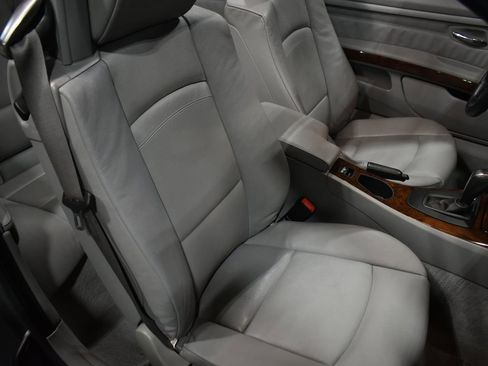 Used 2008 BMW 335i Convertible w/ Cold Weather Pkg image 24