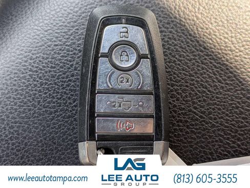 Used 2018 Ford F150 Lariat w/ Equipment Group 502A Luxury AWD/4WD image 29
