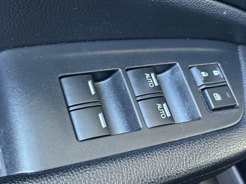 Used 2022 Honda Pilot Touring image 13