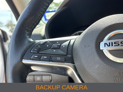Used 2023 Nissan Sentra SV w/ All-Weather Package FWD image 8