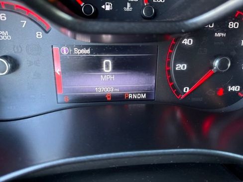 Certified 2015 GMC Canyon SLE w/ SLE Convenience Package image 16