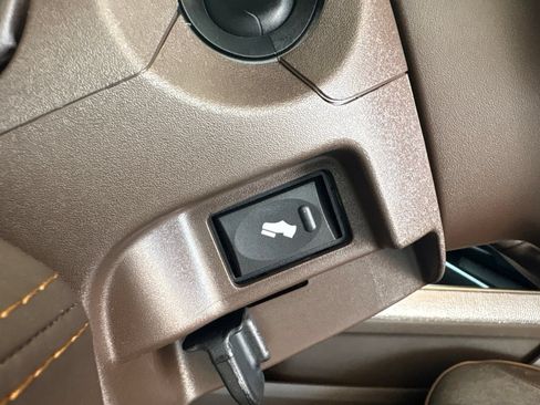 New 2027 RAM 2500 Limited AWD/4WD image 17