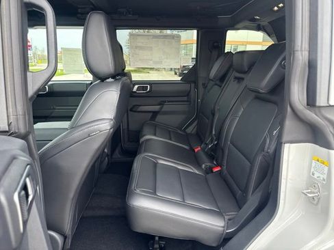 New 2026 Ford Bronco Outer Banks AWD/4WD image 9