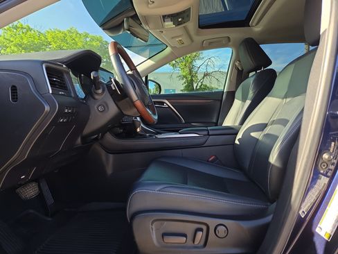 Used 2022 Lexus RX 350 FWD w/ Premium Package image 16