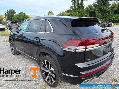 Used 2025 Volkswagen Atlas Cross Sport SEL Premium R-Line AWD/4WD image 3