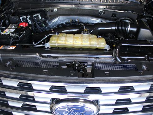 Used 2021 Ford Expedition Limited RWD image 50