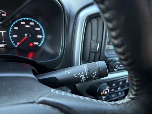 Used 2016 Chevrolet Colorado LT w/ LT Convenience Package image 39