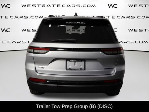 Used 2023 Jeep Grand Cherokee Limited w/ Black Appearance Package RWD image 4