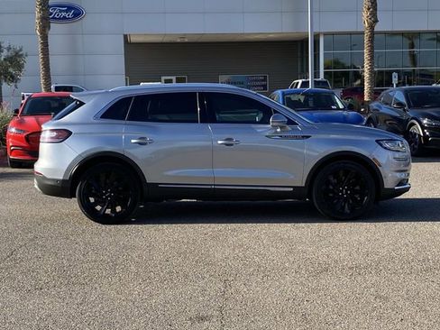 Used 2022 Lincoln Nautilus Reserve w/ Equipment Group 201A image 7