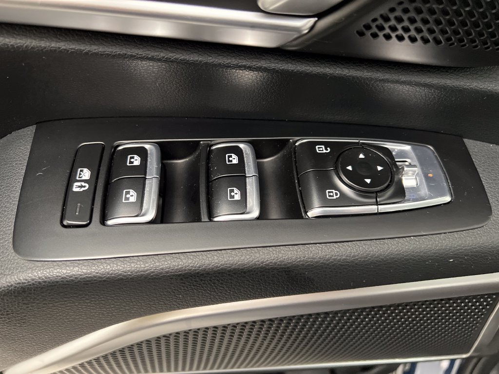 Used 2025 Kia Telluride S FWD image 15