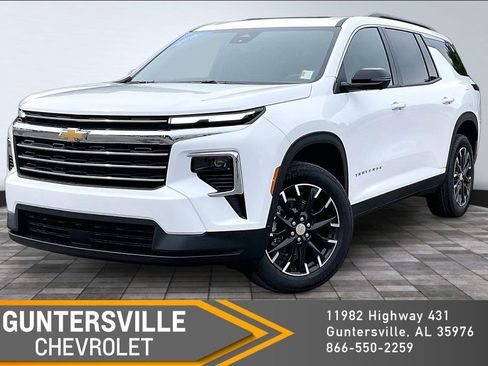 New 2026 Chevrolet Traverse LT FWD image 1