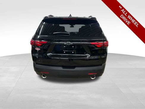 Used 2023 Chevrolet Traverse LT w/ Midnight/Sport Edition image 4