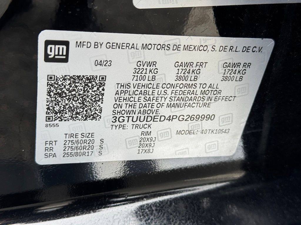 Used 2023 GMC Sierra 1500 SLT w/ SLT Premium Package AWD/4WD image 26