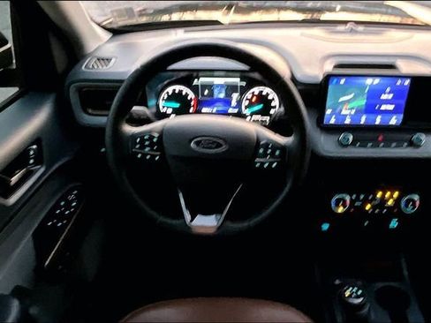 Used 2024 Ford Maverick Lariat w/ FX4 Off-Road Package image 5