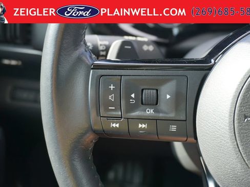 Used 2023 Nissan Pathfinder SL w/ SL Premium Package AWD/4WD image 27