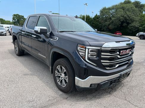Used 2026 GMC Sierra 1500 SLT AWD/4WD image 3