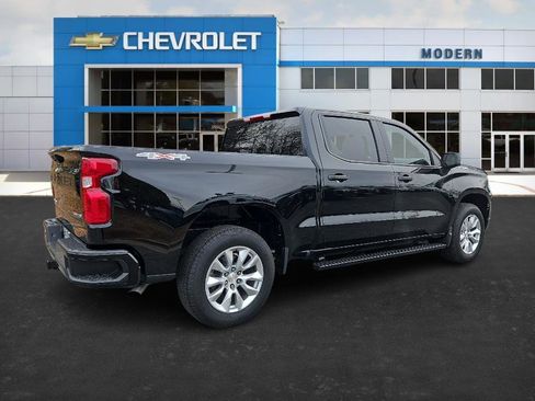 New 2025 Chevrolet Silverado 1500 Custom image 6