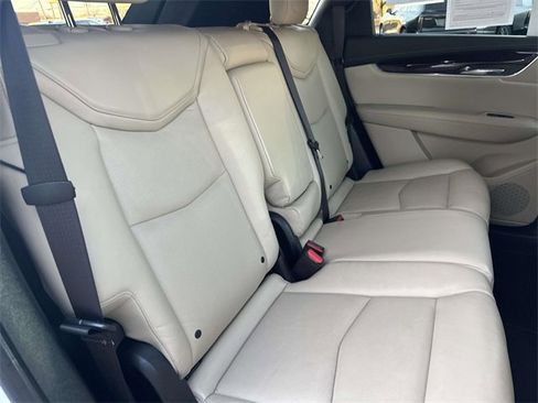 Used 2017 Cadillac XT5 Luxury w/ Driver Awareness Package image 27