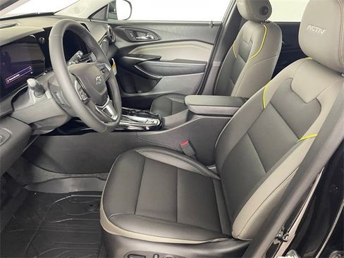 New 2026 Chevrolet Trax ACTIV w/ Driver Confidence Package image 2