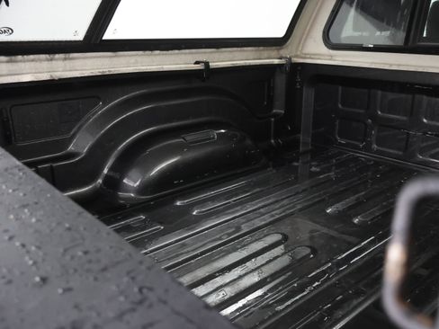 Used 2024 RAM 2500 Tradesman w/ Chrome Appearance Group AWD/4WD image 5