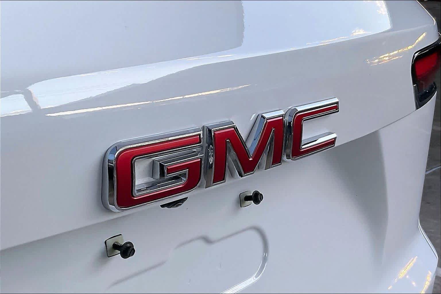 Used 2026 GMC Terrain Elevation FWD image 29