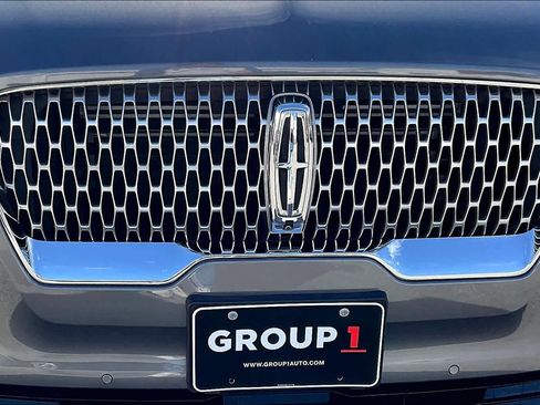 Used 2023 Lincoln Aviator Reserve w/ Equipment Group 201A image 32