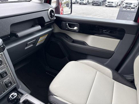 Used 2025 INEOS Grenadier Fieldmaster Edition image 20