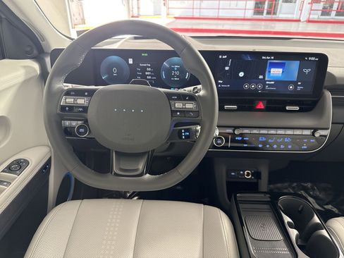 Used 2025 Hyundai Ioniq 5 Limited image 16