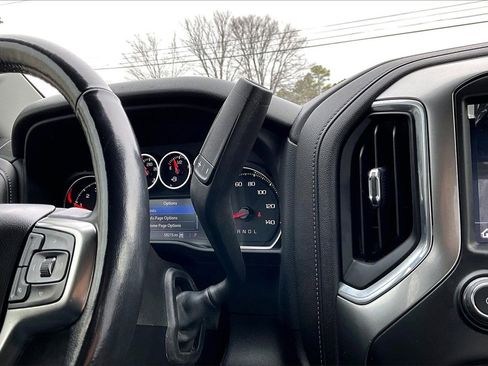 Used 2021 Chevrolet Silverado 1500 RST image 28