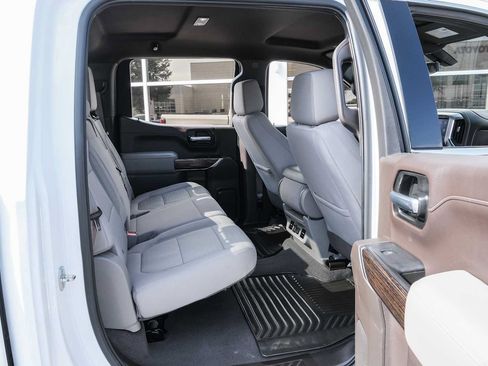 Used 2021 GMC Sierra 1500 SLE RWD image 31