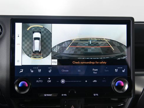 Used 2025 Lexus GX 550 image 38